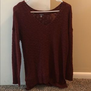 Women’s Lightweight Vneck Sweater